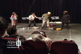 اجرای نمایشنامه خوانی "کله پیک های آرژانتینی" در زاهدان