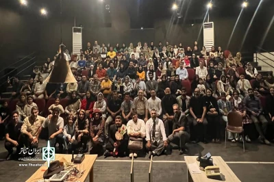 استقبال تماشاگران اجرای نمایش «اختراع هملت» را تمدید کرد